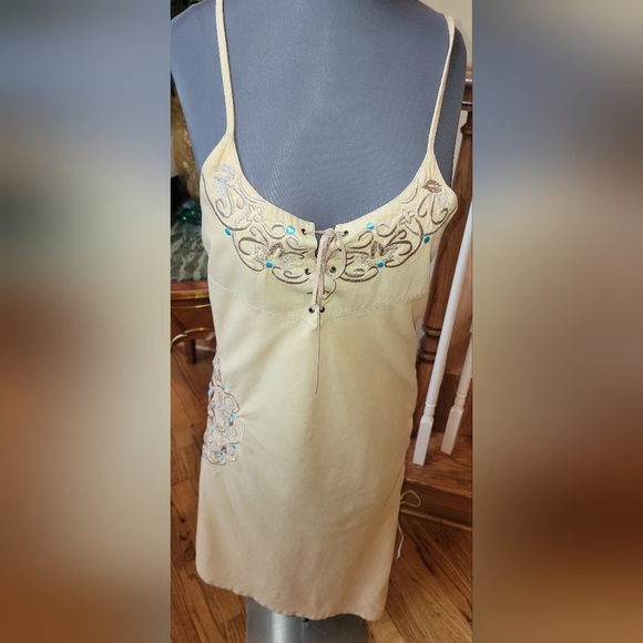 $172 NWT BRAZIL ROXX SUNDRESS TAN WITH TURQUOISE EMBROIDERY SPAGHETTI STRAPS M - Picture 9 of 10